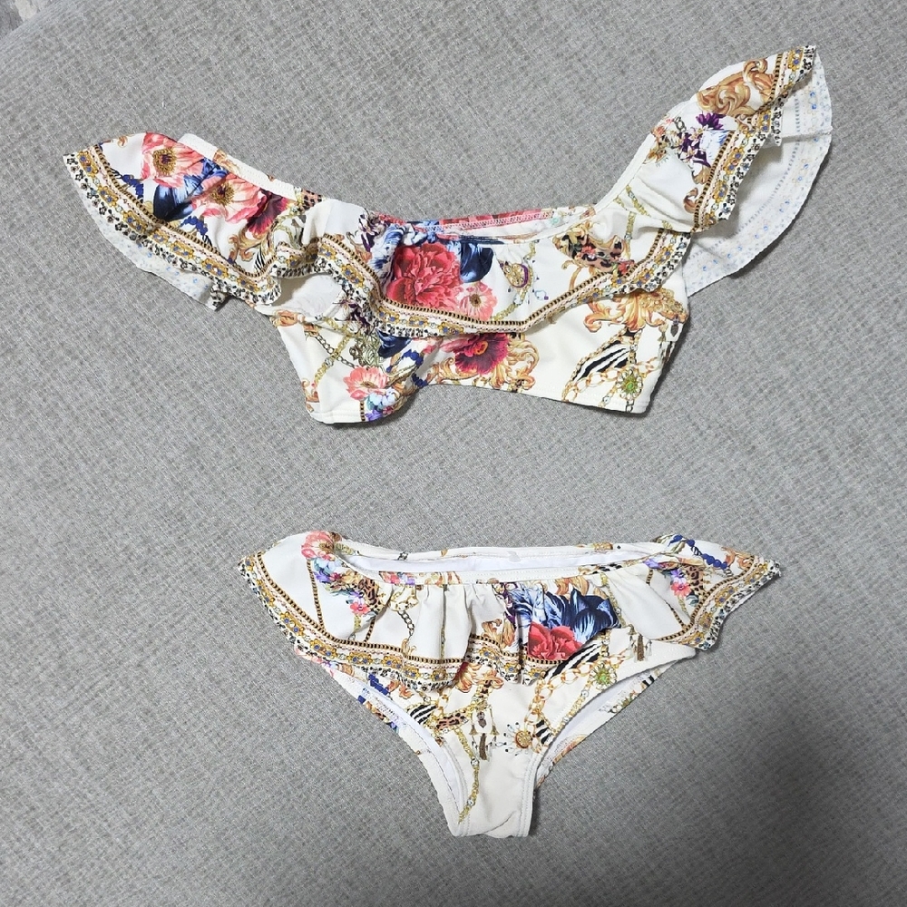 Camila Ruffle Swim Set